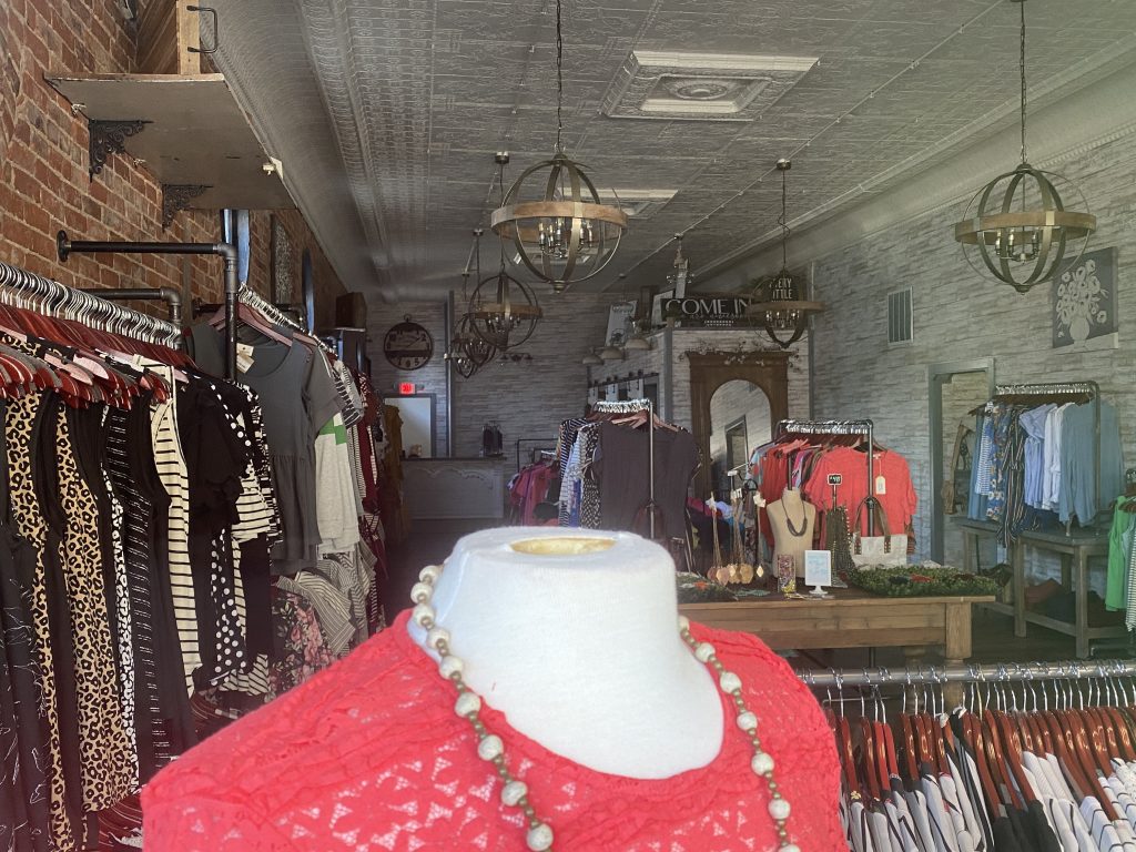 New Business Betsey's Boutique Shop in Circleville Downtown Opens Tommorow Scioto Post