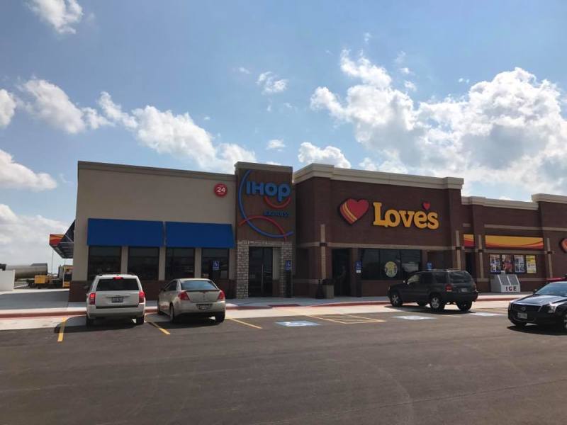 IHOP opens sixth Milwaukee-area location, Taco John's newest