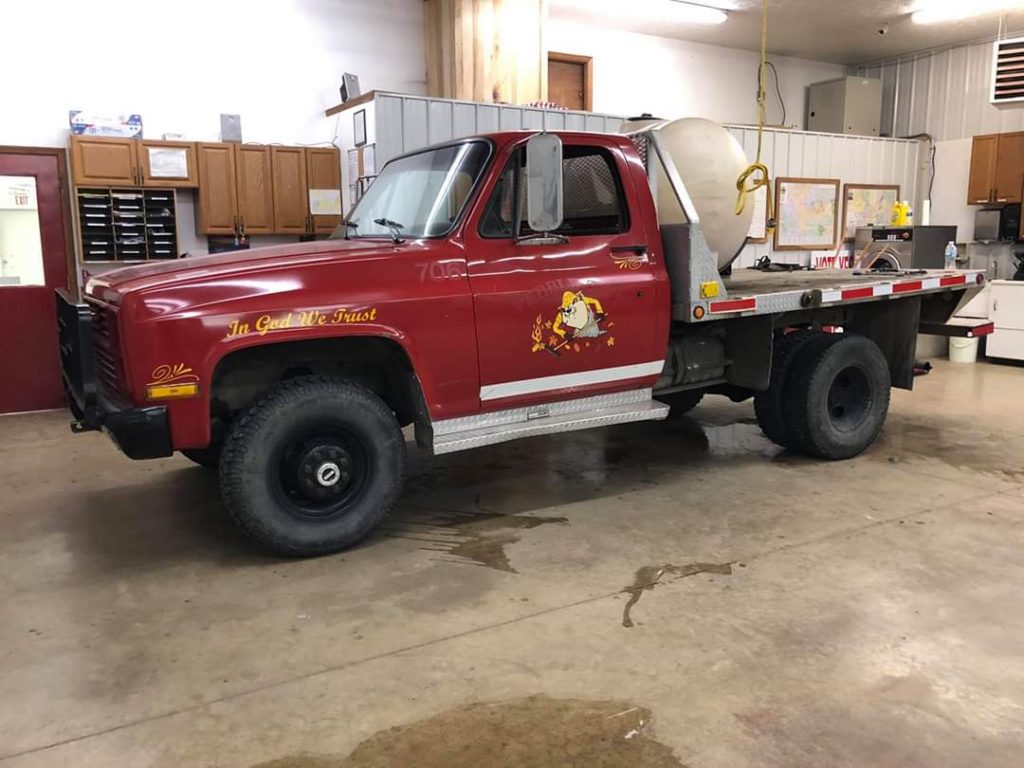 Waverly OH Peebles Township VFD Auctioning 1985 Chevy 3500 4x4