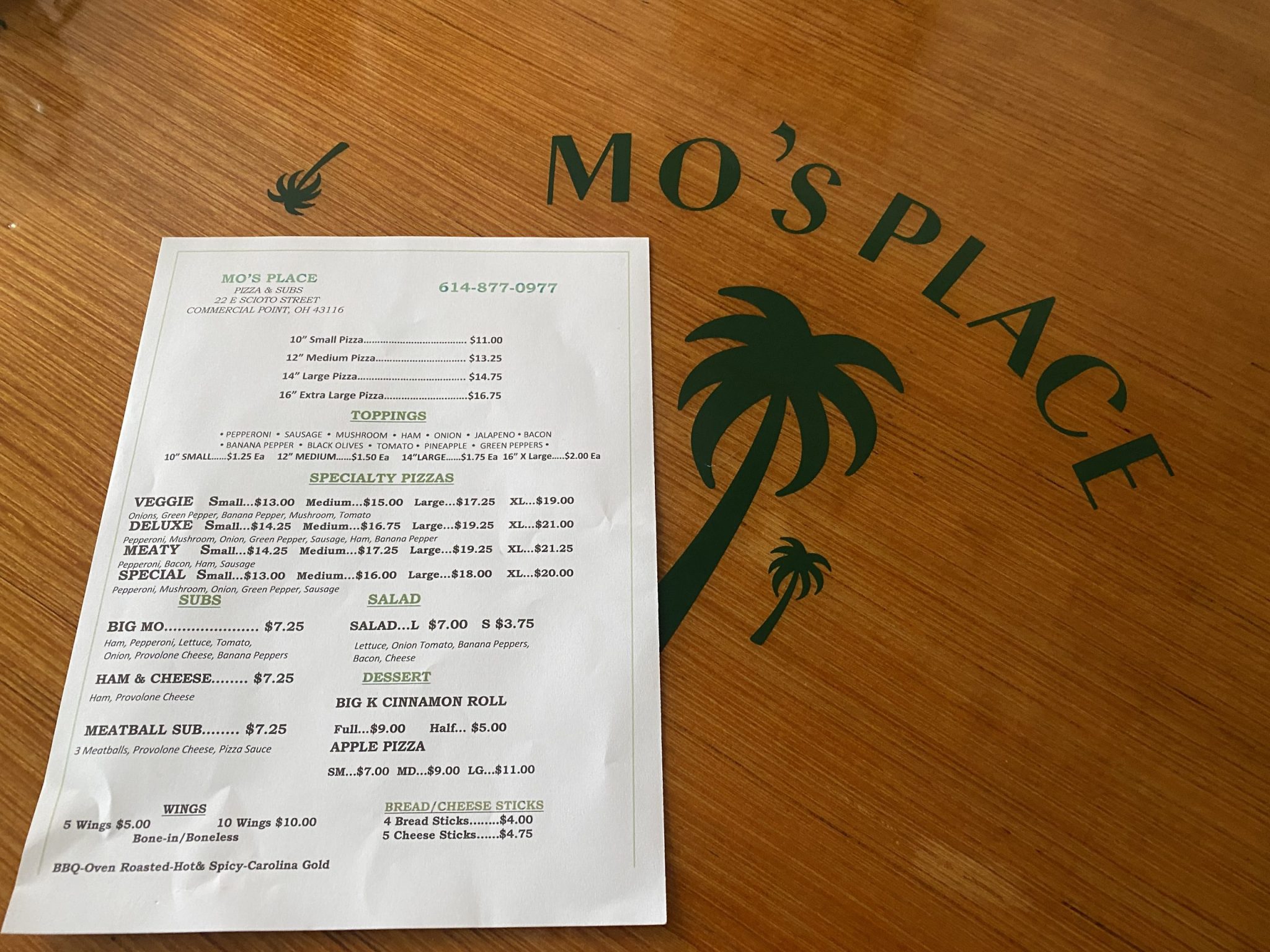 FOOD REVIEW Commercial Point Pizza Local Favorite in Native Location