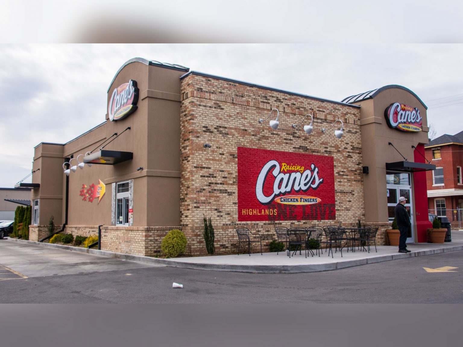 Chillicothe OH Two Women Barred from Raisin Cane's after Raisin Hell