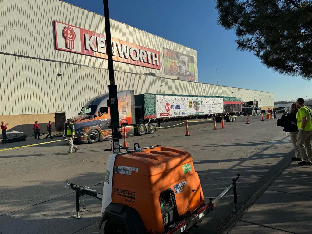 Ross County U.S. Capitol Christmas Tree Makes Stop in Chillicothe