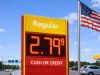 U.S. Gas Prices Hold Near $2.73 as Diesel Falls, Oil Markets Remain Cautious