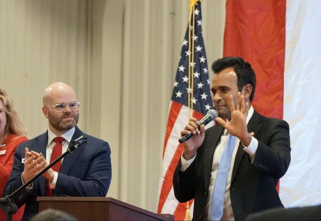 cdbc87e9-3df2-43ae-b15a-4c46083caa4d