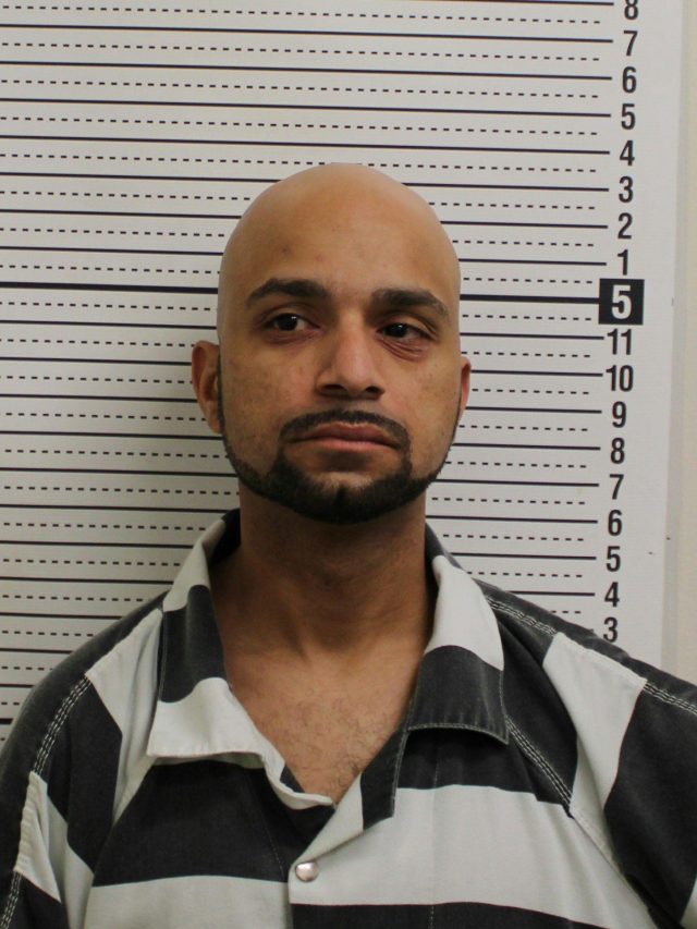 MUGSHOTS_36116869